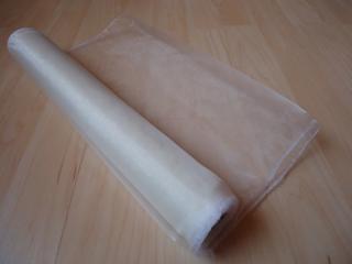 Organza obšitá 36cm 23