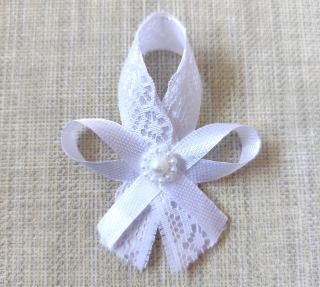 Svadobné pierko Lace biele